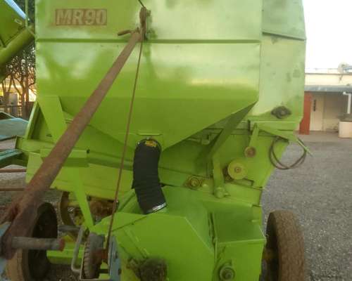 Moledora de Rollos y Granos Marca Juarez