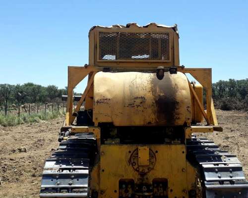 Topadora Caterpillar D7g. Serie Alta. en Marcha.
