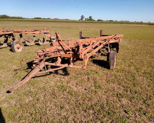 Arado Migra con Peine de 6 Rejas de 14