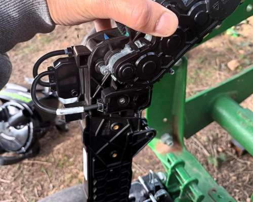 Agleader y John Deere Presenta Sistema de Alta Velocidad SUR