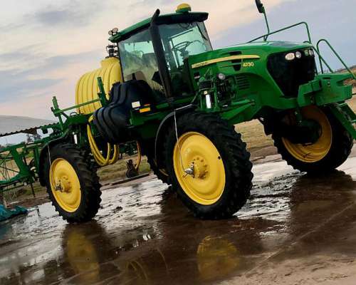 Pulverizadora John Deere 4730. año 2014