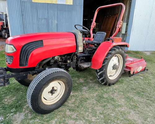 Hanomag 35hp con Desmalezadora 1.20
