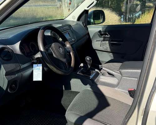 Volskwagen Amarok Trendline 4X4 AT 180hp