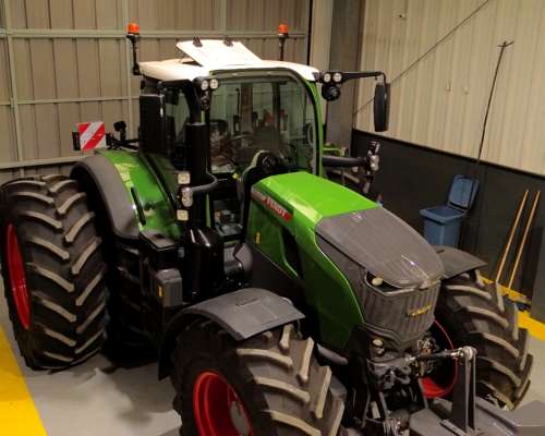 Tractor Fendt 728 Vario GEN7