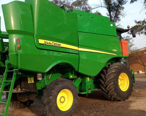 Cosechadora Jhon Deere S550