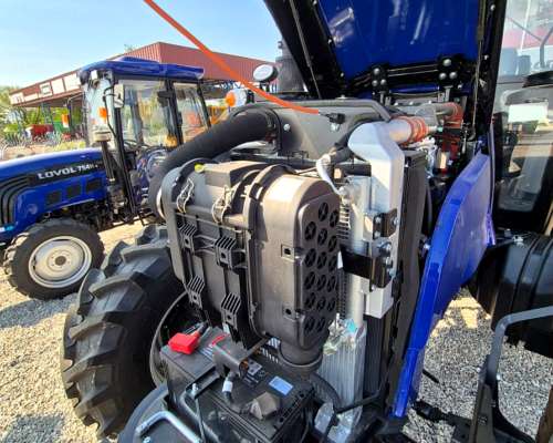 Tractor Lovol 110 HP Cabinado