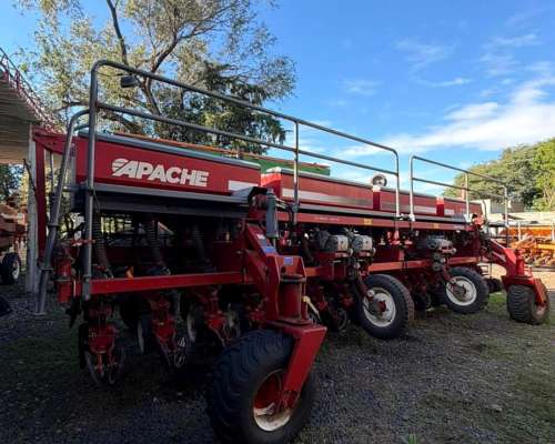 Sembradora Apache 27000 16 Líneas a 52 - Doble Fertilización