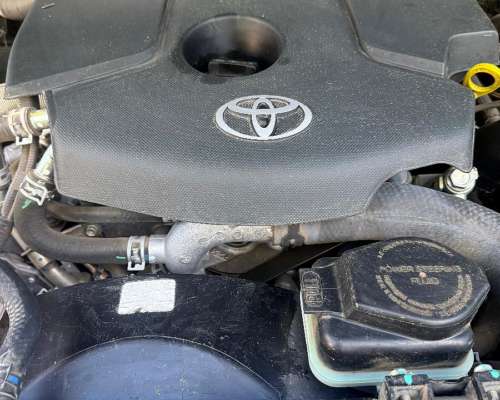 Toyota Hilux Doble Cabina 4X4