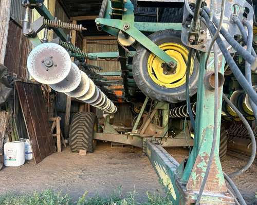 Tedeschi Auto Trailer, de 16 a 52.5cm a Placa