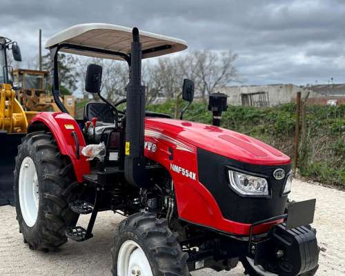 Tractor YTO 55hp Cabinado / Techo 4X4 - Financiación