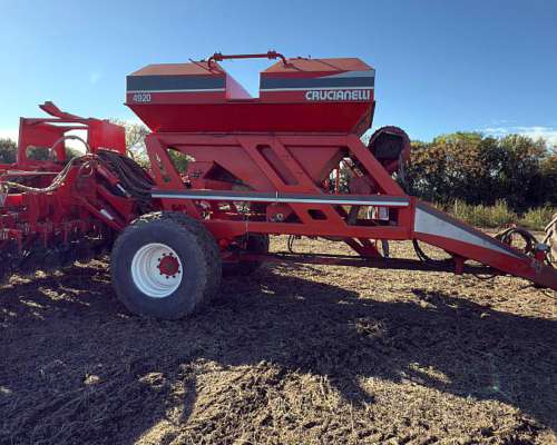 Sembradora Crucianelli Drilor 49 Lineas a 20