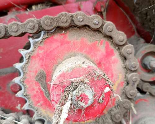 Rotoenfardadora Mainero 5820 en Buen Estado General