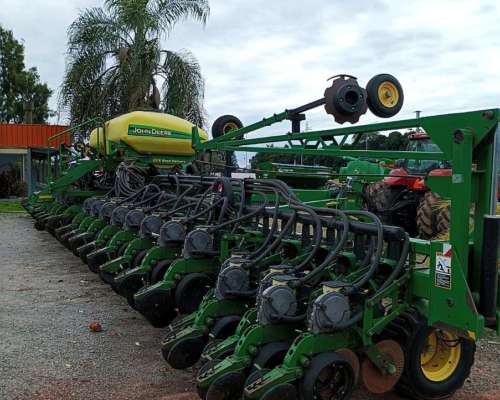 Plantadora DB 60 Importada