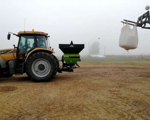Fertilizadora 1700lts 3 Puntos Primum Bernardin