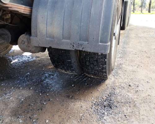 Iveco Caballino Tractor 320