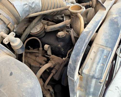 Camion Mercedes Benz 1517 L1517 con Mixer Motohormigonero