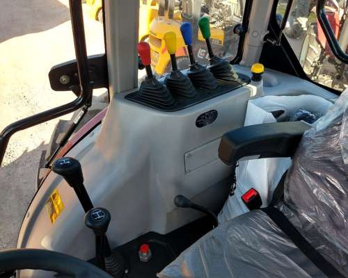 Tractor Chery Rs2204-c World 220 HP Circuito Cerrado