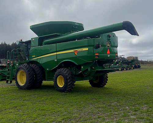 Cosechadora John Deere S 680 año 2012