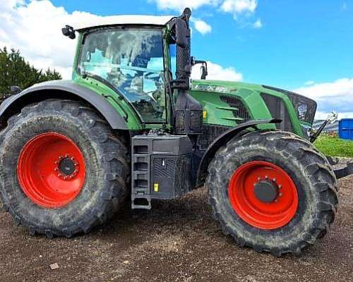 Fendt 860 Vario con Tres Puntos Delantero