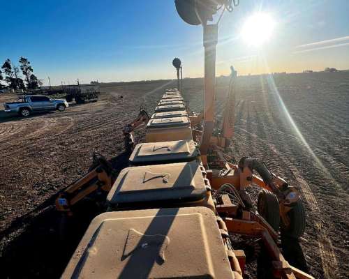 Sembradora Agrometal TX2 18 a 52