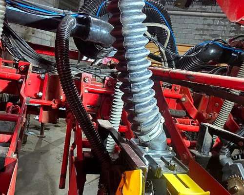 Sembradora Crucianelli Gringa V, año 2010, 20 a 52, Neumatic