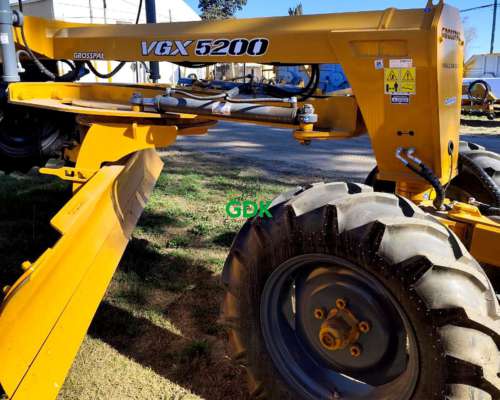 Niveladora de Arrastre VGX5200 C/kit Joysting y CUB Grosspal