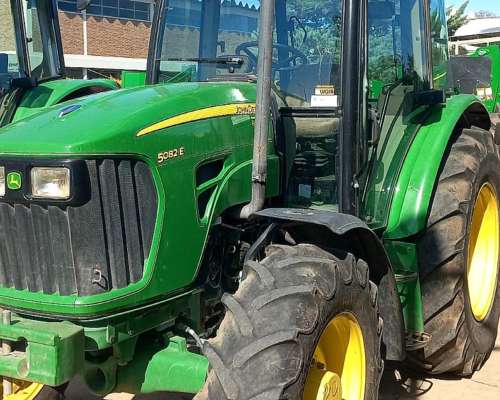 Tractor John Deere 5082e - 2022