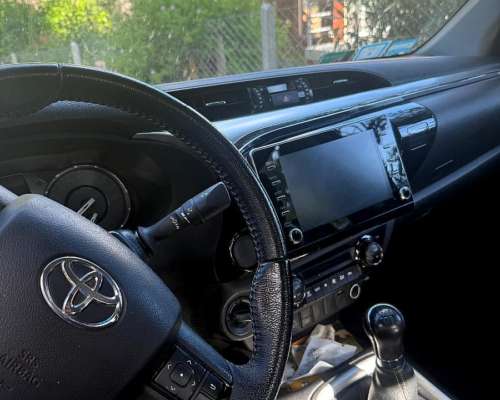 Toyota Hilux Doble Cabina 4X4