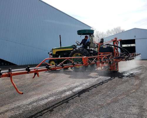 Pulverizador Jacto de 600 L, Barras 14 M, Levante 3 Puntos