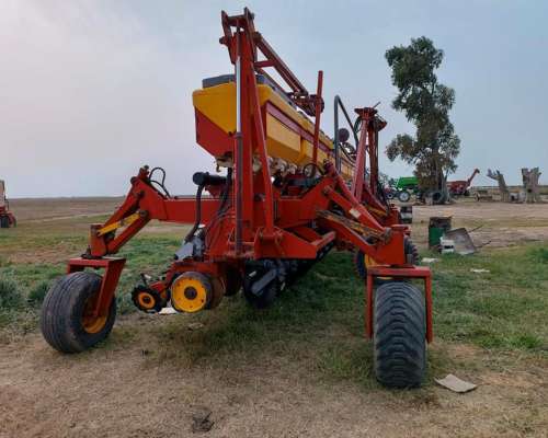 Sembradora Super Walter W630 2052