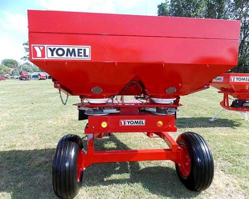 Fertilizadora Yomel - Control 2024 a Tandem - 24 Mts