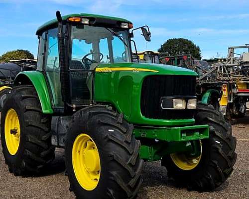 Tractor John Deere 7515 año 2010