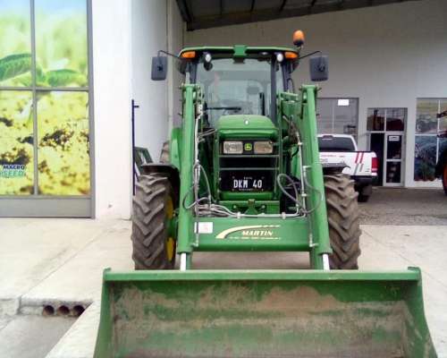 Tractor John Deere 5090 con Pala O. Martin