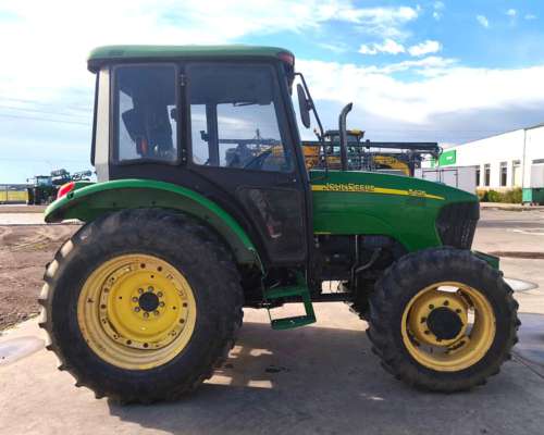 30tractor John Deere 5425, año 2009