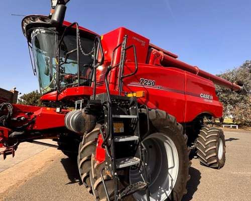 Cosechadora Case IH 7250 Automation, año 2023, Draper 45