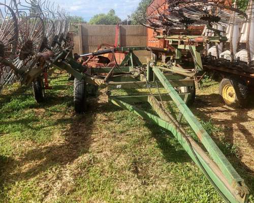 Rastrillo Agroar en V 10 Estrellas