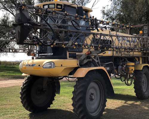 Pulverizadora Pla MAP 3000 - 28m - Trocha 2.10 - Piloto