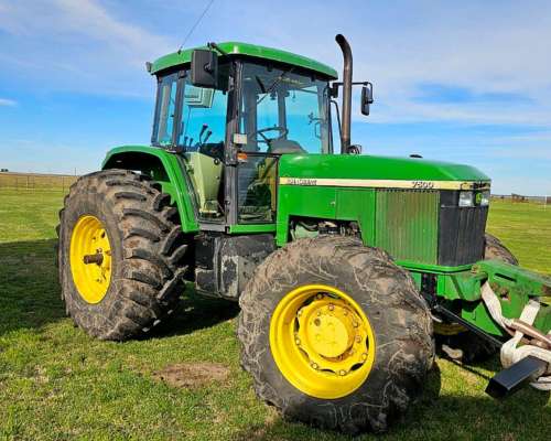 Tractor John Deere 7500