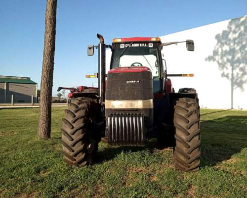 Case IH Magnum 305