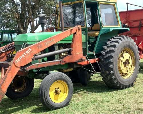 Tractor John Deere 2420