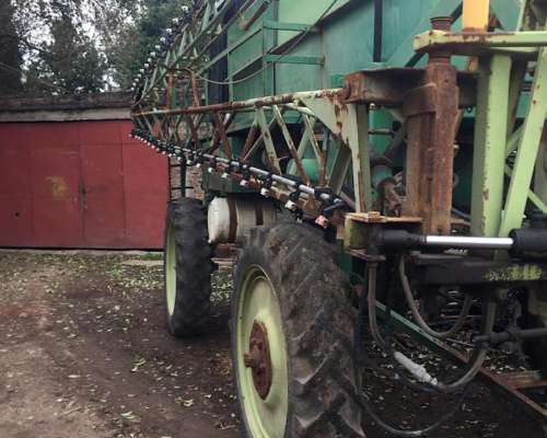 Fumig Motriz Ciriacci 2011 de 3000 Lts- Barra 30 Mts a 0,35