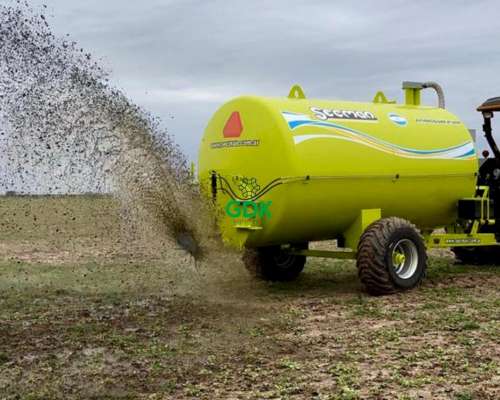 Estiercolera con Bomba de Vacio BV-6000 Lts. Secman