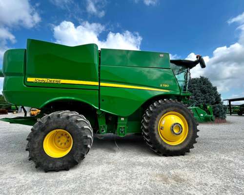 John Deere S780 AMERICANA-1200 Horas Rotor y Draper JD 745.