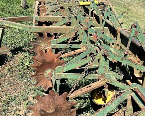 Escardillo Pierobon 17-70 - Tiro de Punta - Movible - EXC ES