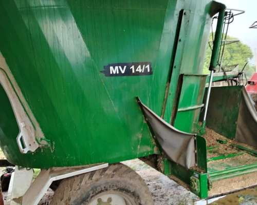 Vertical Montecor 14m3 con Reductora y Balanza Magris