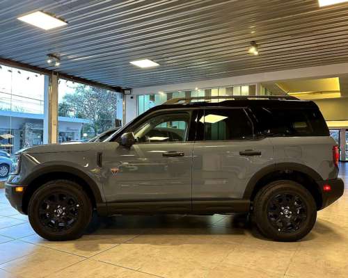 Bronco 2.0 Turbo 253cv Badlands 0km MY2025 Azul Glaciar