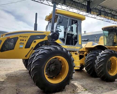 Pauny 540 con 4500 Hs de Fabrica