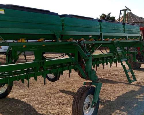 Fertilizadora Incorporadora de 15 a 52 CM.