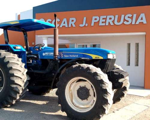 Tractor New Holland 8030 con Toldo