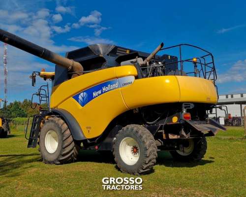 Cosechadora New Holland CR 9060, 30 Pies, 2008